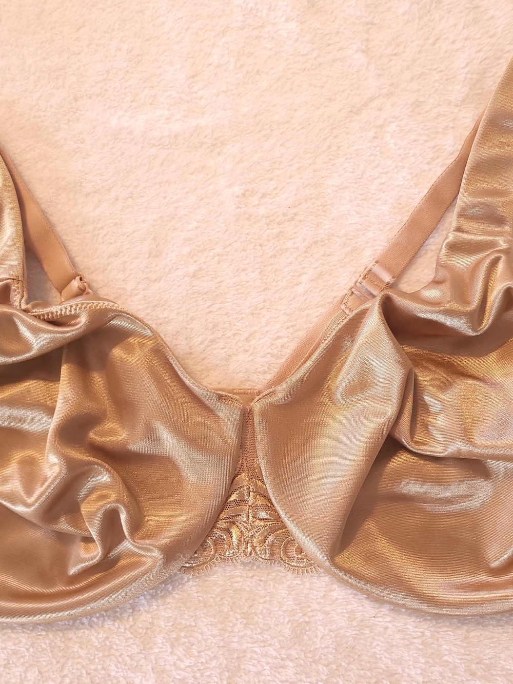 Soma Sensuous Sides Minimizer Bra 3” Underwire Back Closure Stretch Tan 40D